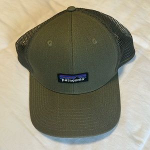 Men’s Patagonia Adjustable Hat - Olive Green